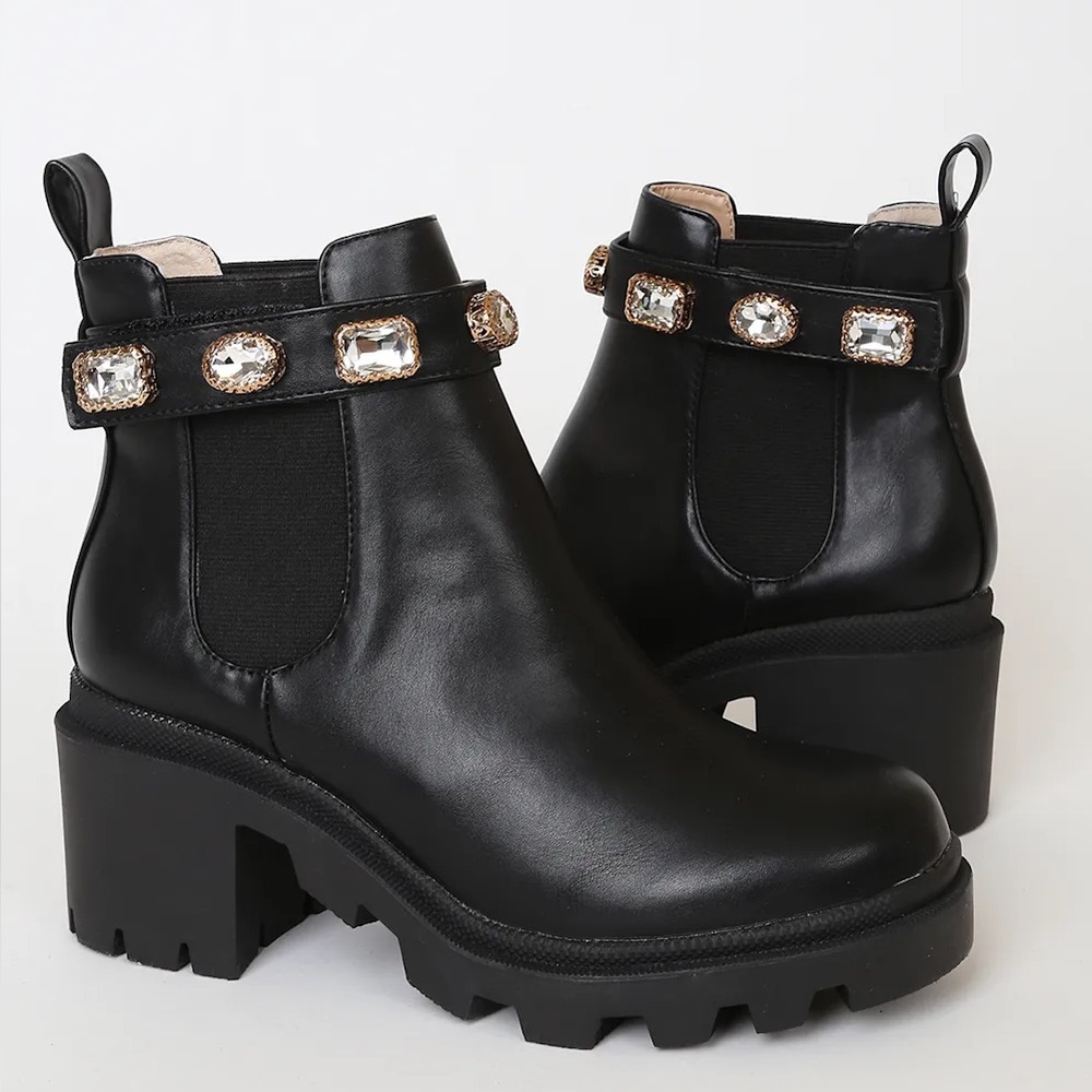 STEVE MADDEN BLACK ANKLE BOOTS